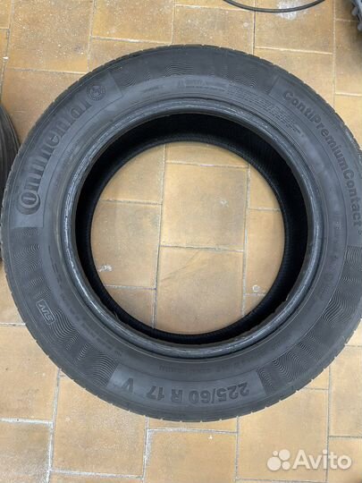 Continental ContiPremiumContact 225/60 R17