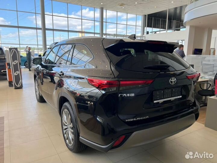 Toyota Highlander 2.0 AT, 2023