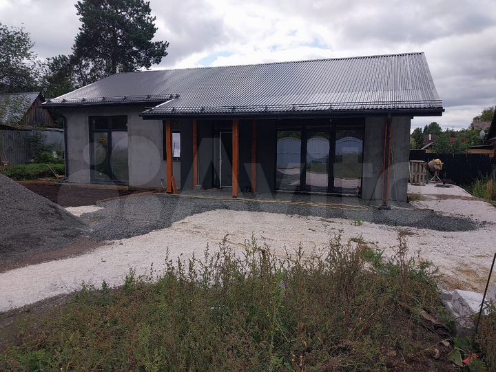 Дом 110 м² на участке 8,5 сот.