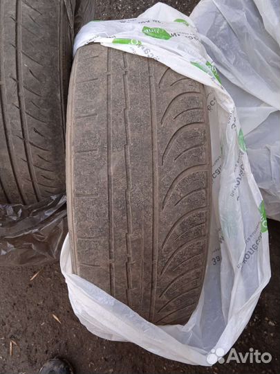 Kumho 722 205/60 R16