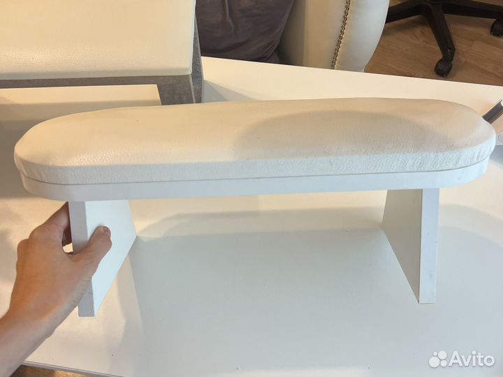 Подставки для рук (для маникюра)