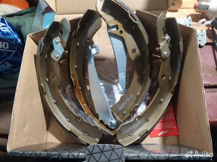 Колодки барабанные задние rapid