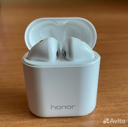 Беспроводные наушники honor FlyPods