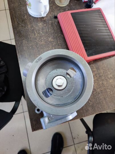 Насос водяной (помпа) на камаз 5320