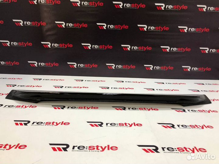 Спойлер Toyota Land Cruiser 200 с16г Черный D2389