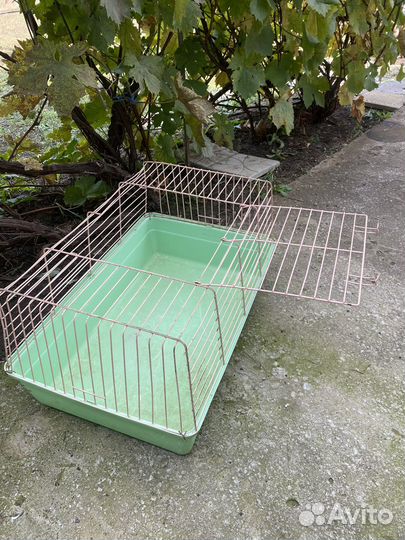 Большая клетка для птиц