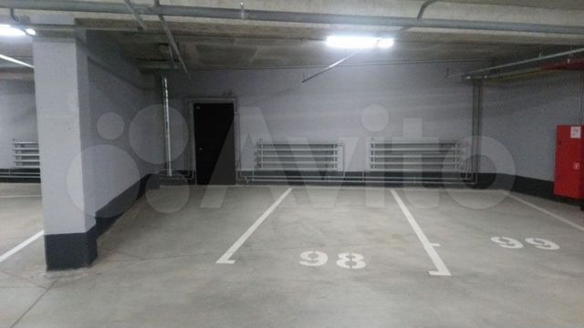 Машиноместо, 28 м²