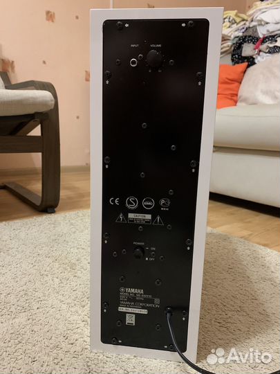 Сабвуфер yamaha NS-SW210