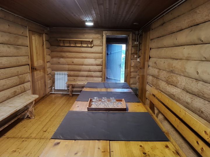 Дом 40 м² на участке 3 га