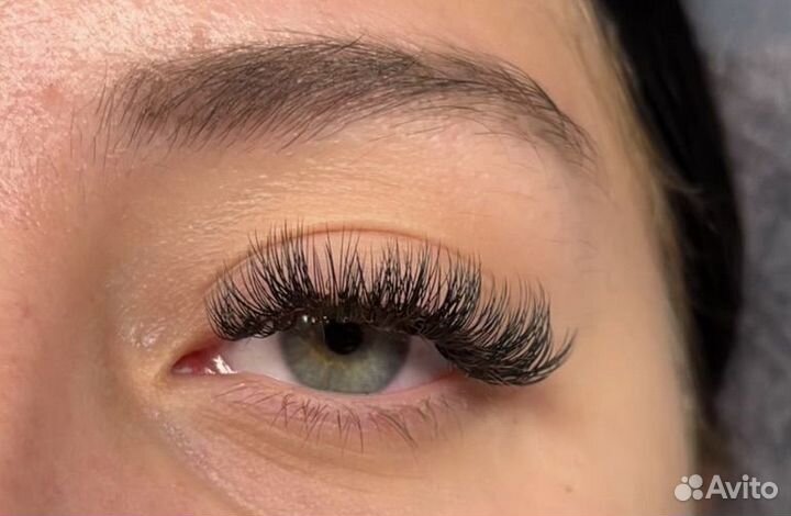 Мастер лешмейкер и бровист