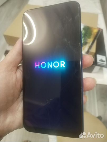 HONOR 10, 4/128 ГБ