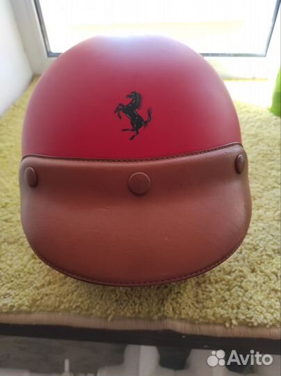 Мотошлем Ferrari