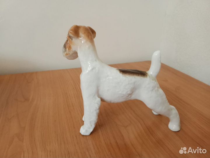 Статуэтка фарфор