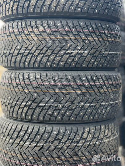 Arivo Ice Claw ARW7 235/50 R19 103T