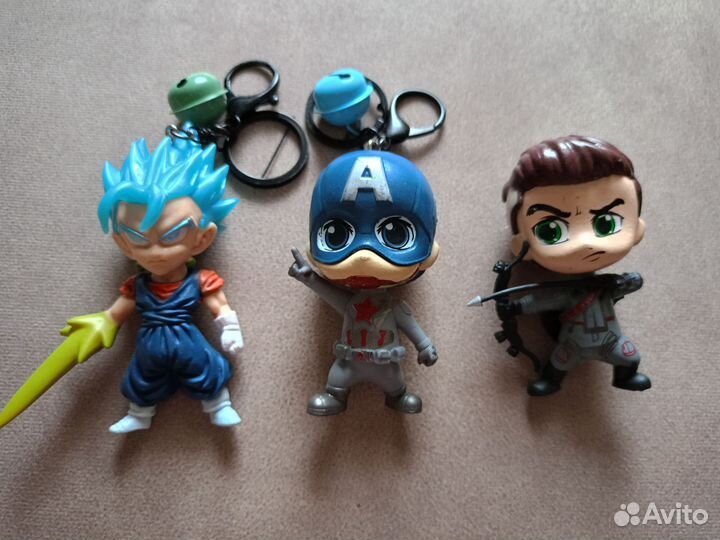 Фигурки игрушки от брелков