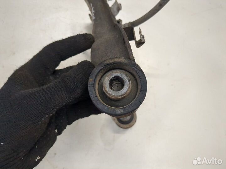 Рычаг подвески Mitsubishi Pajero / Montero, 2006