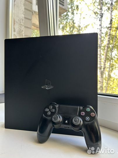 Sony PS4 pro 1tb