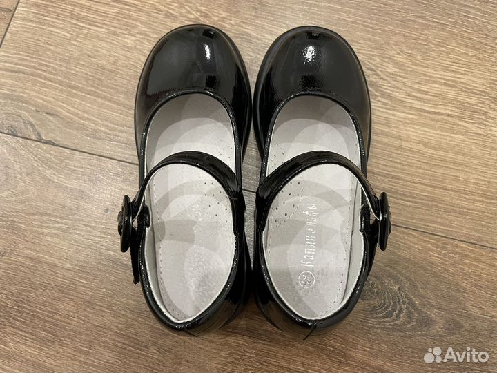 Туфли лакированные 29 разм (19 см)