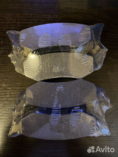 Тормозные колодки Chrysler 300M