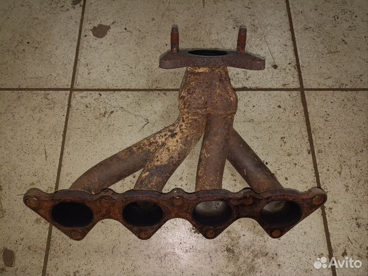 Выпускной коллектор Mitsubishi mirage / carisma