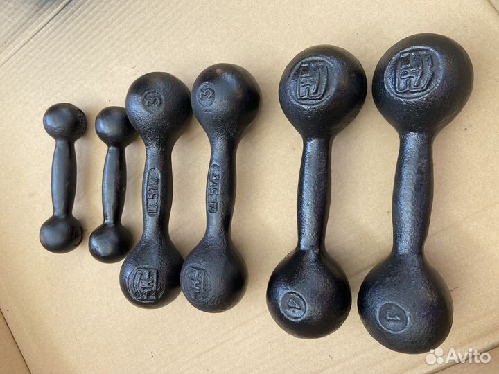 Гантели 3. 4кг