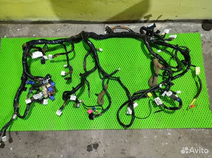 Проводка торпеды Nissan Note E11