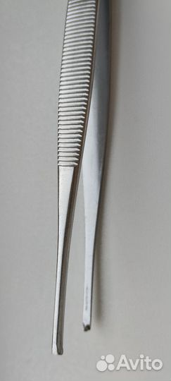 Пинцет хирургический. Зажим хирургический