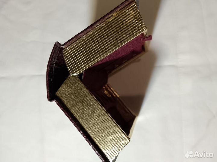 Шкатулка для украшений