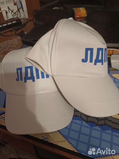 Бейсболка (отправлены все три)