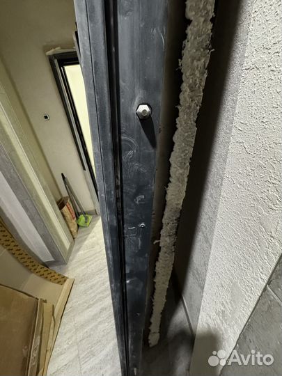 Дверь входная металлическая
