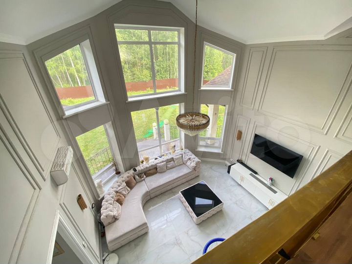 Дом 227 м² на участке 20 сот.