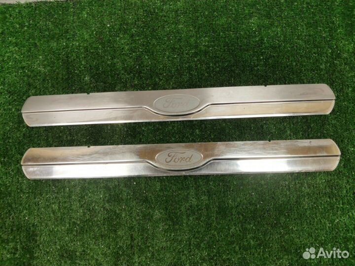 Накладка на порог салона передняя Ford Mondeo 4