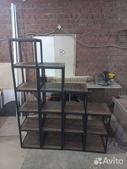 Полки стеллажи в стиле лофт