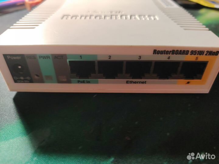 Wifi роутер mikrotik RB951Ui-2HnD