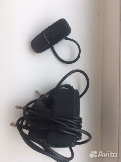 Блютуз гарнитура Самсунг