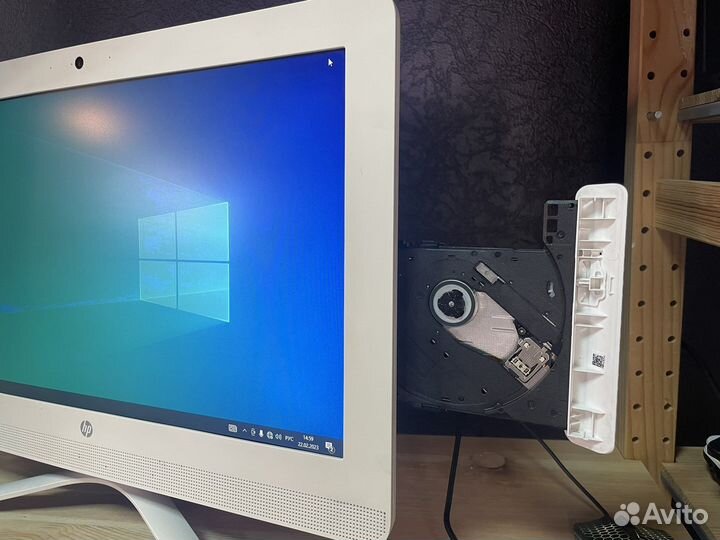 Моноблок HP / 4 ядра E2-7110 / Radeon R2 / 500gb