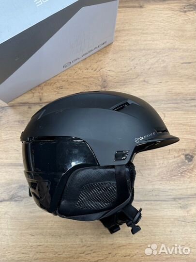 Горнолыжный шлем