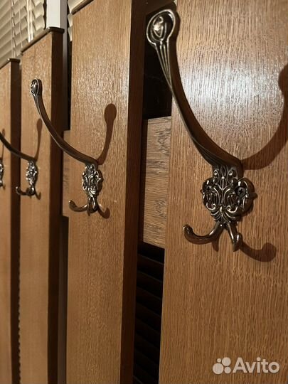 Вешалка в прихожую