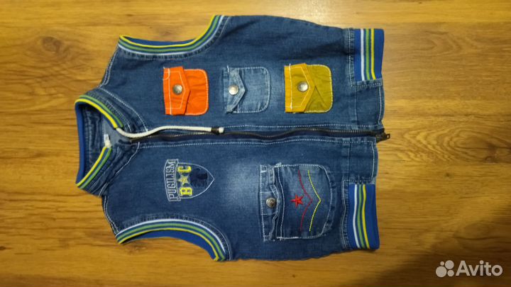 Безрукавка джинсовая