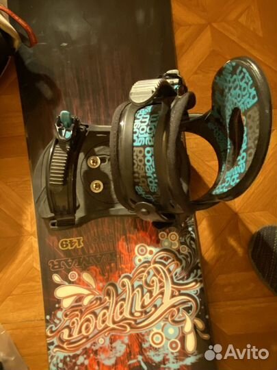 Сноуборд + крепления + ботинки + маска + перчатки