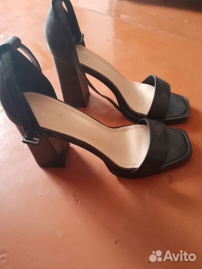 Женские вещи 44-50