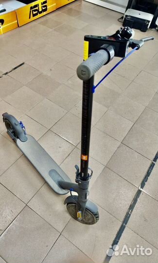 Электросамокат Mi elecric scooter 3