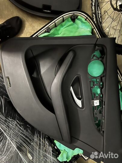 Дверные карты Mercedes C-класс w205 рест