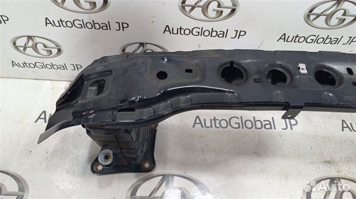 Усилитель переднего бампера Ford Kuga