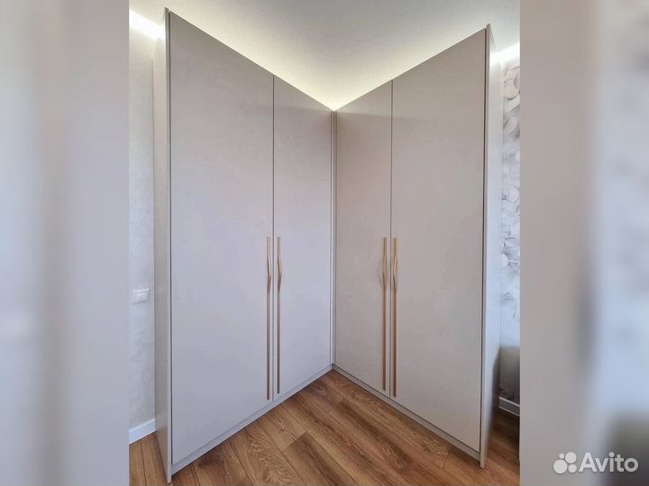 Шкаф для одежды