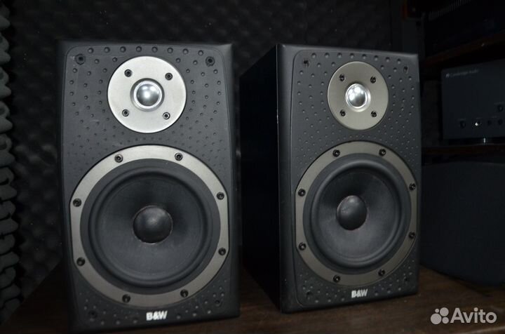 Колонки Bowers Wilkins B&W DM 303