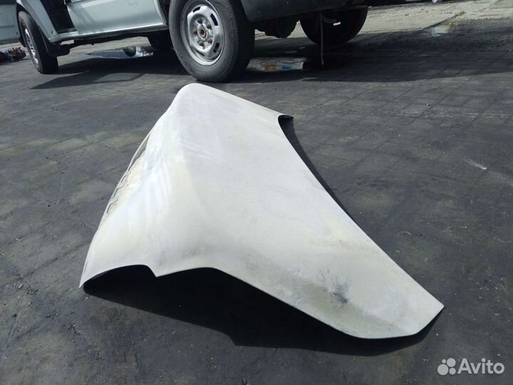 Крышка багажника таета Марк х 2005гг