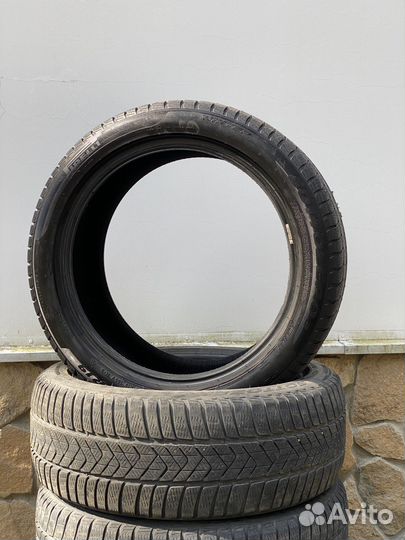 Pirelli Winter Sottozero 3 245/45 R19 и 275/40 R19 101Y