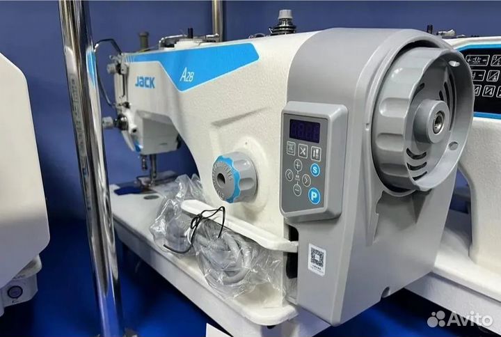 Прямострочка с обрезкой нити автомат Jack JK-A2B-C