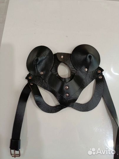 Маска кожаная